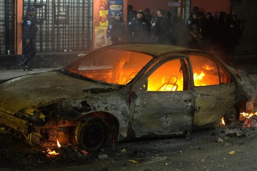 Guatemala President Alleges Politicians, Crime Networks Fueled Violent Fuel-Price Protests