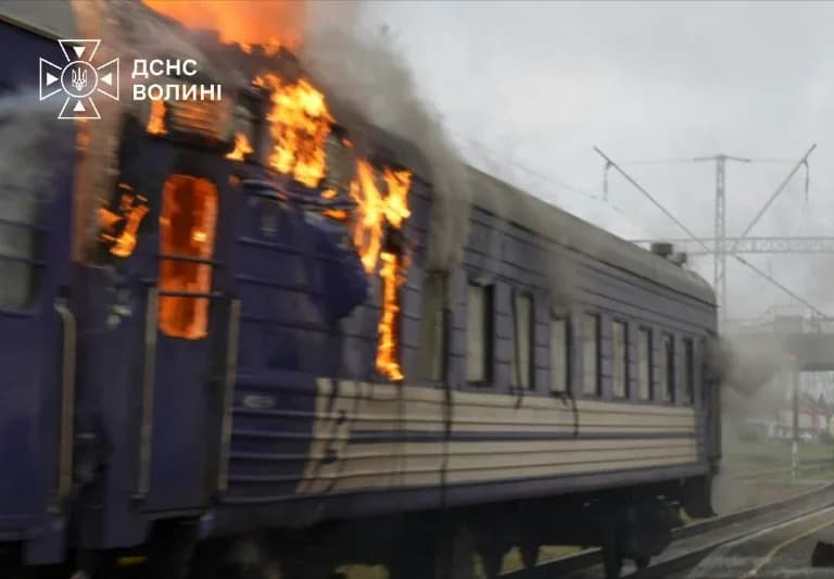 Russian Strikes On Ukraine’s Rail Network Intensify Weekly, Railway CEO Warns