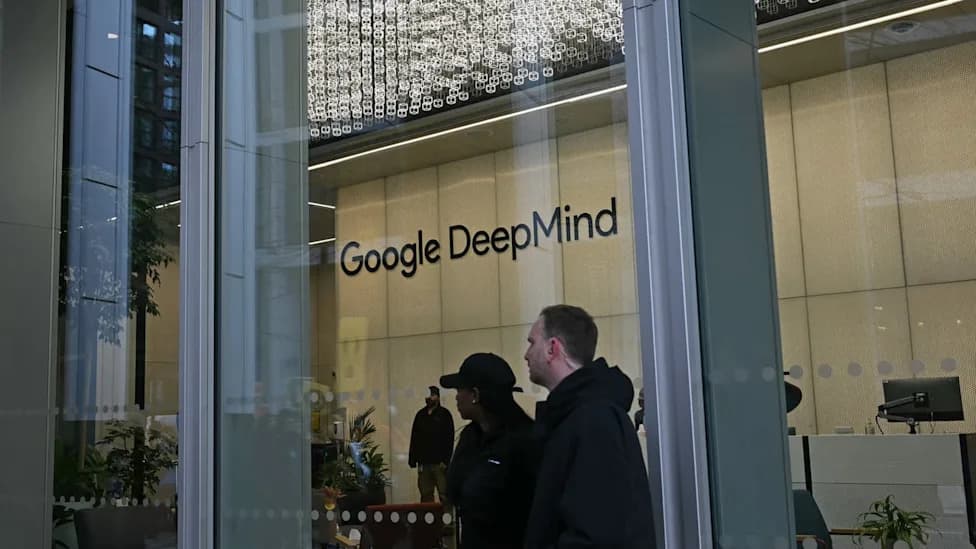 Ex-DeepMind Engineer Warns AI "Could Kill Us All," Urges Industry-Wide Slowdown