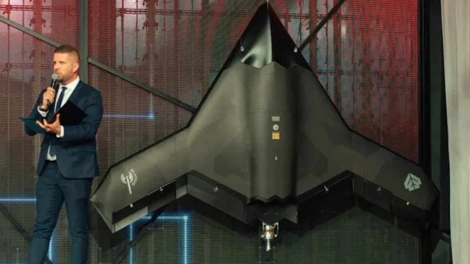 Poland’s B‑2‑Style Loitering Munition: Gladius 2 (Warmate 30) Uses Turbojet and 30 kg Warhead