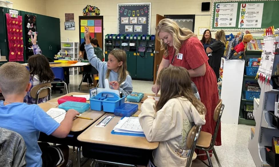 Teacher-Built Knowledge Units Reverse 3rd-Grade Reading Decline in Davidson County