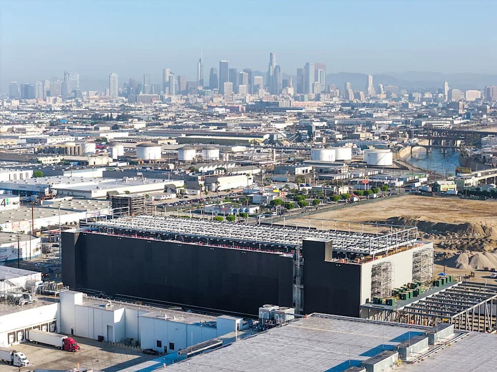 Majority of Americans Concerned About AI's Environmental Toll as Data Centers Multiply