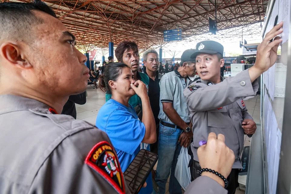 Ferry Capsizes Near Masalembu, Reviving 'Indonesia's Bermuda Triangle' Legend