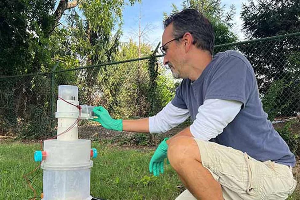 Scientists Use 3D‑Printed 'Mosquito Toilet' to Find New Viruses, Including a Full West Nile Genome