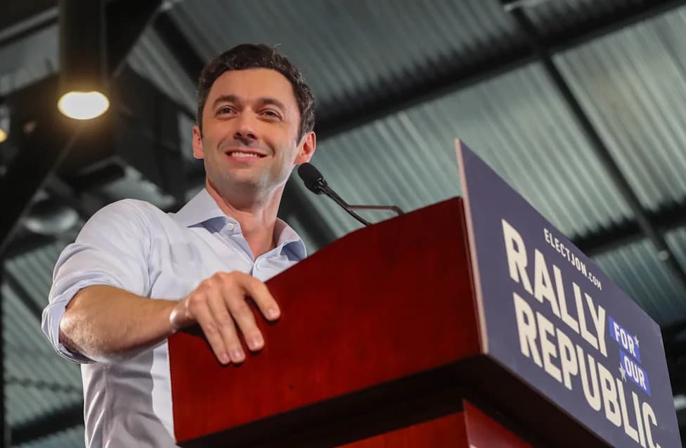 Ossoff Holds Solid Lead in Georgia as Early Voting Nears