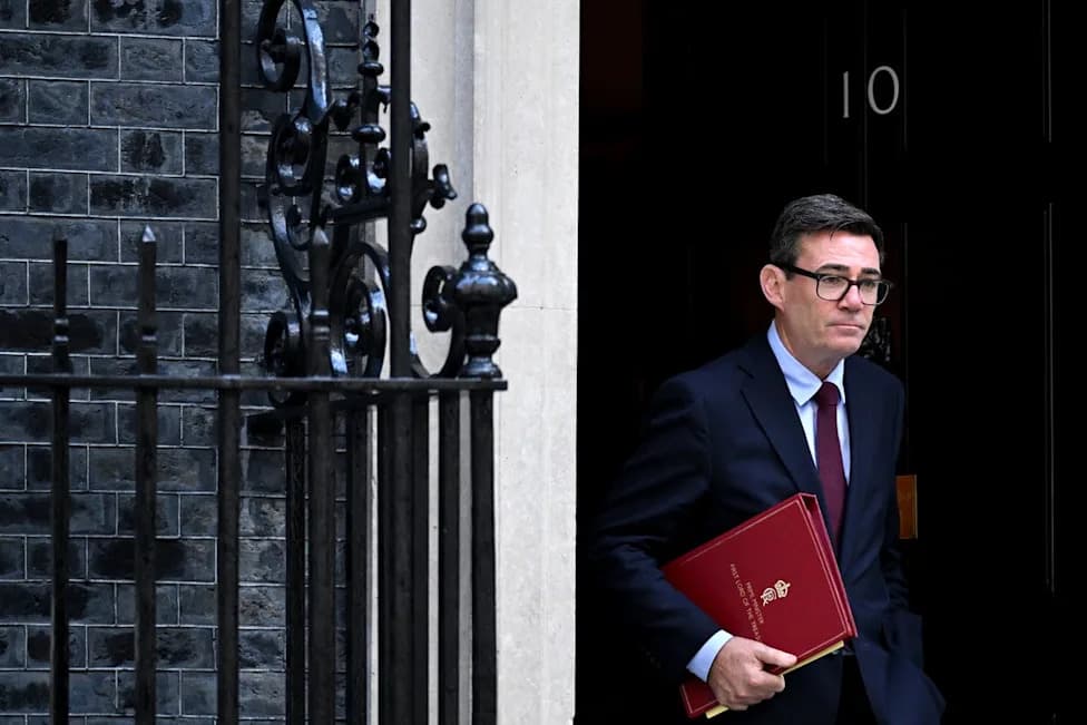 Could Labour Call a Snap Election? What New Polls and the Holborn By-Election Reveal