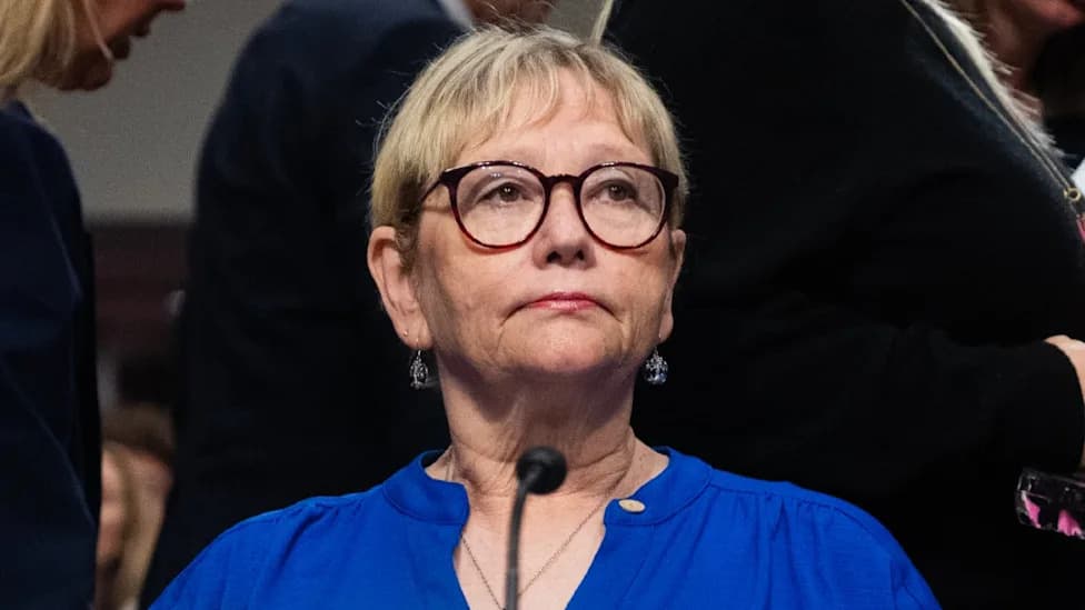 Renée Good’s Mother, a Trump Voter, Condemns ICE Shootings as ‘Madness’ at Congressional Forum