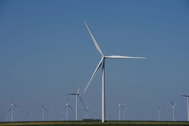 Senate Nears Bipartisan Deal To Speed Permitting For Major Infrastructure After White House Concessions On Wind And Solar