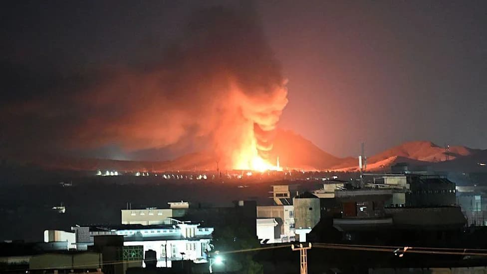 Pakistani Air Strikes Kill Civilians in Afghanistan, Taliban Says — Tensions Escalate