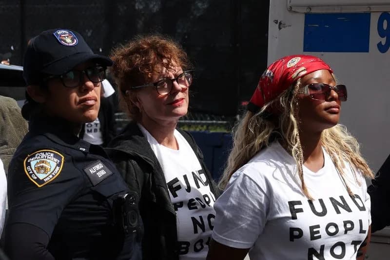 About 30 Detained as Actors and Politicians Protest Netanyahu Outside the UN