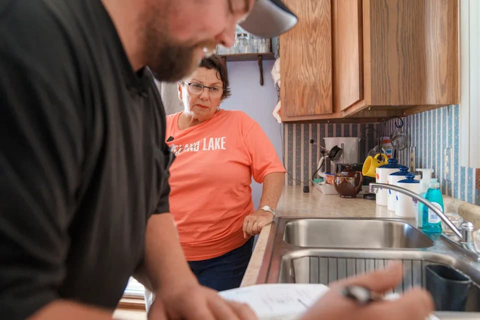 Iowa’s Cancer Rates Climb as Nation Falls: Farming, Water and Rural Care Under Scrutiny