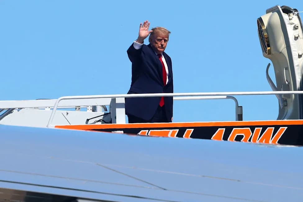 Trump Booed on Jumbotron at Tennessee vs. Texas Game in Knoxville