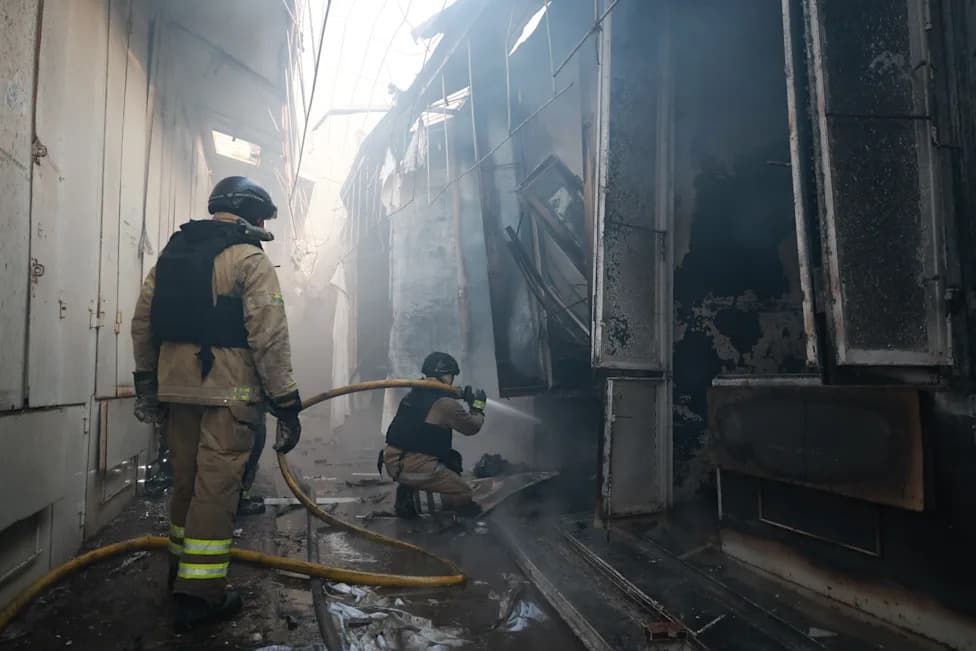 At Least Four Killed in Overnight Strikes Across Ukraine as Moscow Rejects German Calls to De‑Escalate