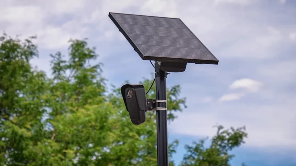 Wisconsin Homeowner Sues Over Neighborhood Flock Cameras, Seeks Warrant Rule for Police Access