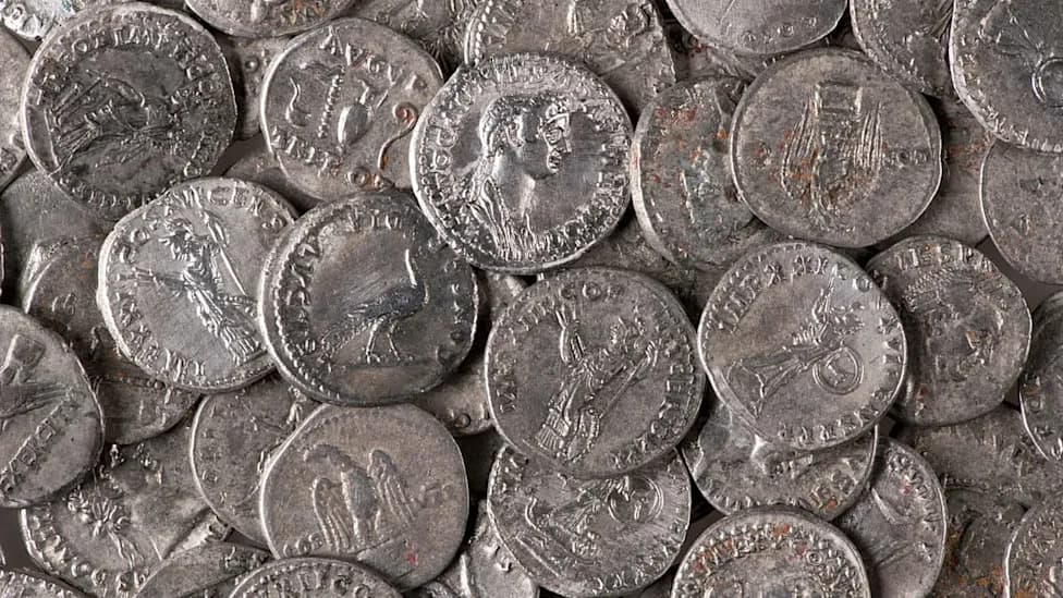 934 Silver Denarii Unearthed Near Cologne — Germany’s Largest Hoard From Hadrian’s Reign