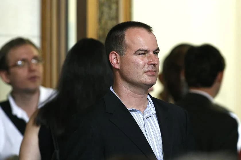Ex‑LASD Deputy Sentenced After Using Badge to Protect ‘Crypto Godfather’ — 21 Months, $90.9K Restitution