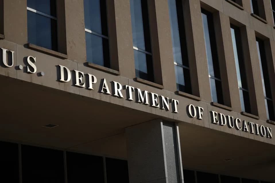 Student Loan Defaults Surge: 1,800 Colleges Flagged as At-Risk