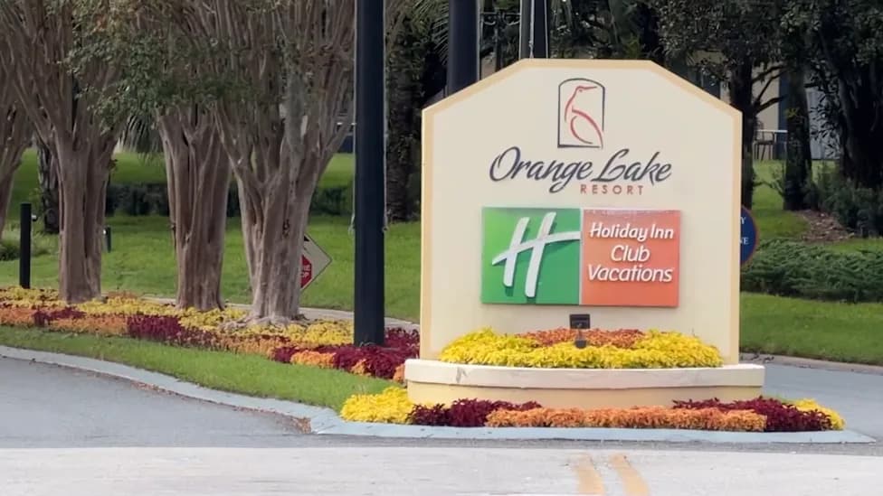 Father Rejects $1,300 Settlement After 3-Year-Old Finds Sex Toy in Family Resort Room