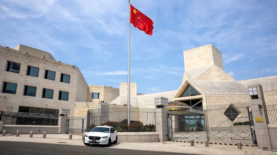Suspected China-Linked Hackers Posed as Anthropic Staff and Former US Officials to Phish AI Experts