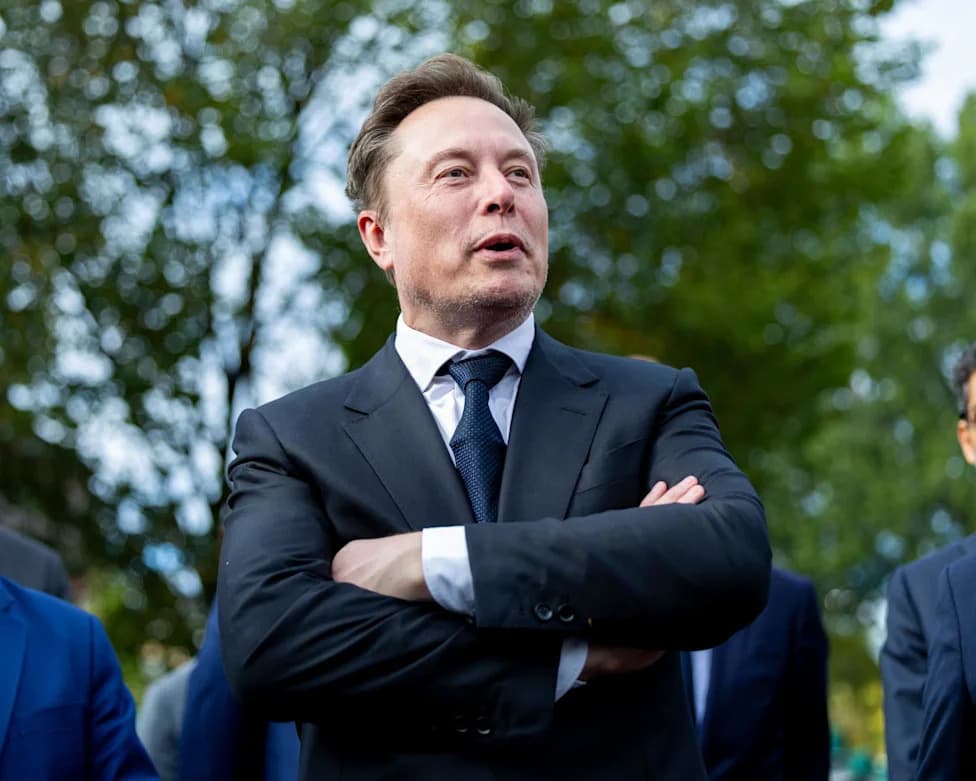 Hegseth Appoints Elon Musk and Palmer Luckey to Advise Pentagon 'Project Meridian', Sparking Donor-Influence Concerns