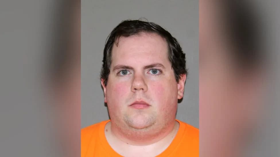 Dallas-Area College Drama Instructor Arrested After Allegedly Sending Explicit Snapchat Messages To Undercover Account Posing As 14-Year-Old