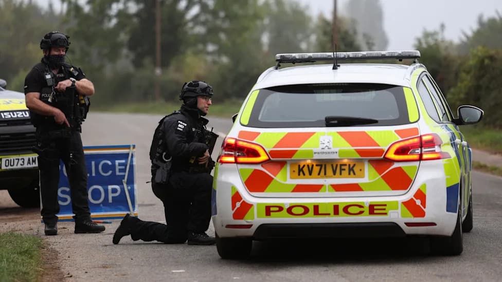 ‘Left Like Sitting Ducks’: Counter‑Terror Operation Near RAF Fairford Evacuates 85 Homes After Suspicious Vans
