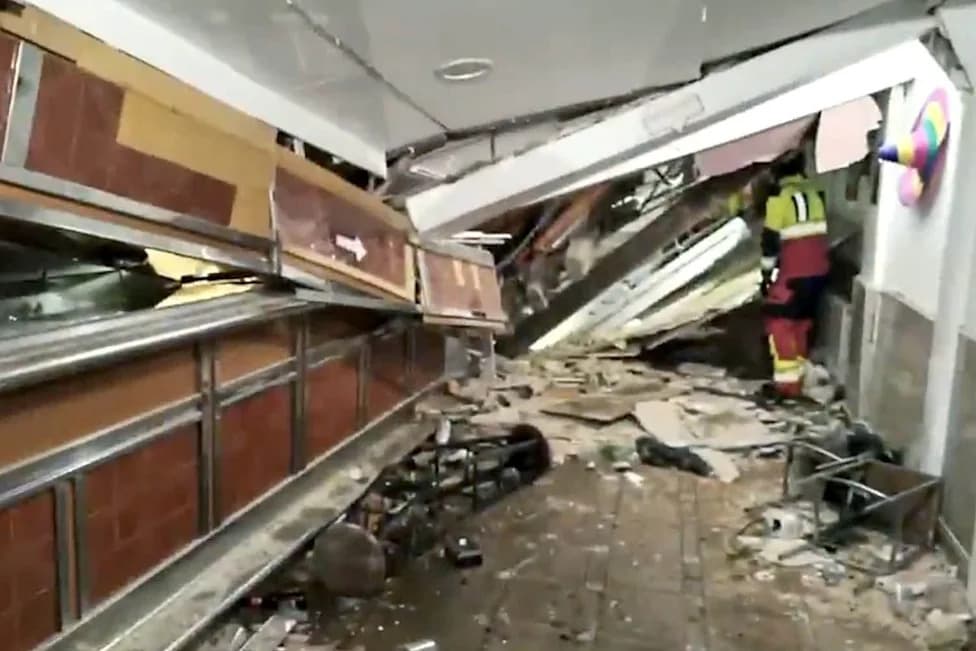 Tourist Bar Collapse in La Rioja Injures 12, Traps Dozens During Wine Fest Crawl