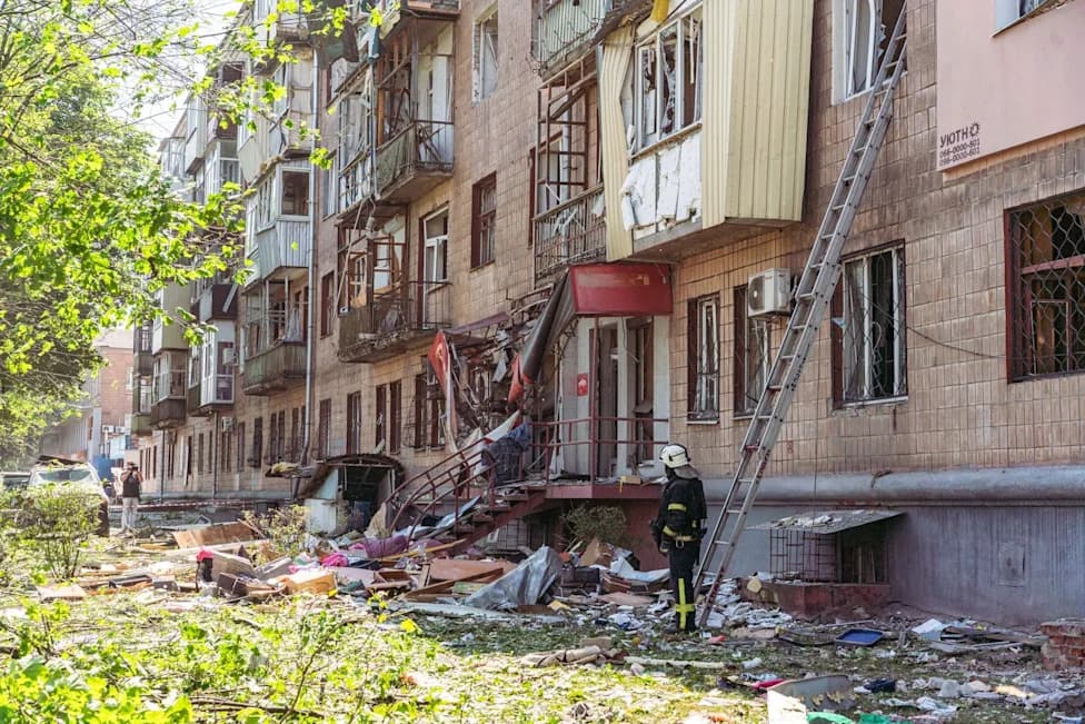 Russian Combat Drones Chase and Strike Cars Near Kharkiv, Killing Two Civilians