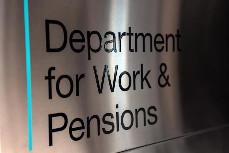 DWP Rule Change Lets 325,000+ Claimants Keep More Earnings by Removing Benefit 'Cliff Edge'