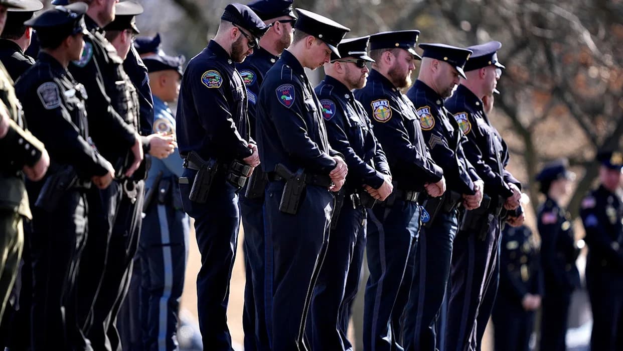 U.S. Line‑of‑Duty Police Deaths Fall to Lowest Level Since 1943, Report Finds