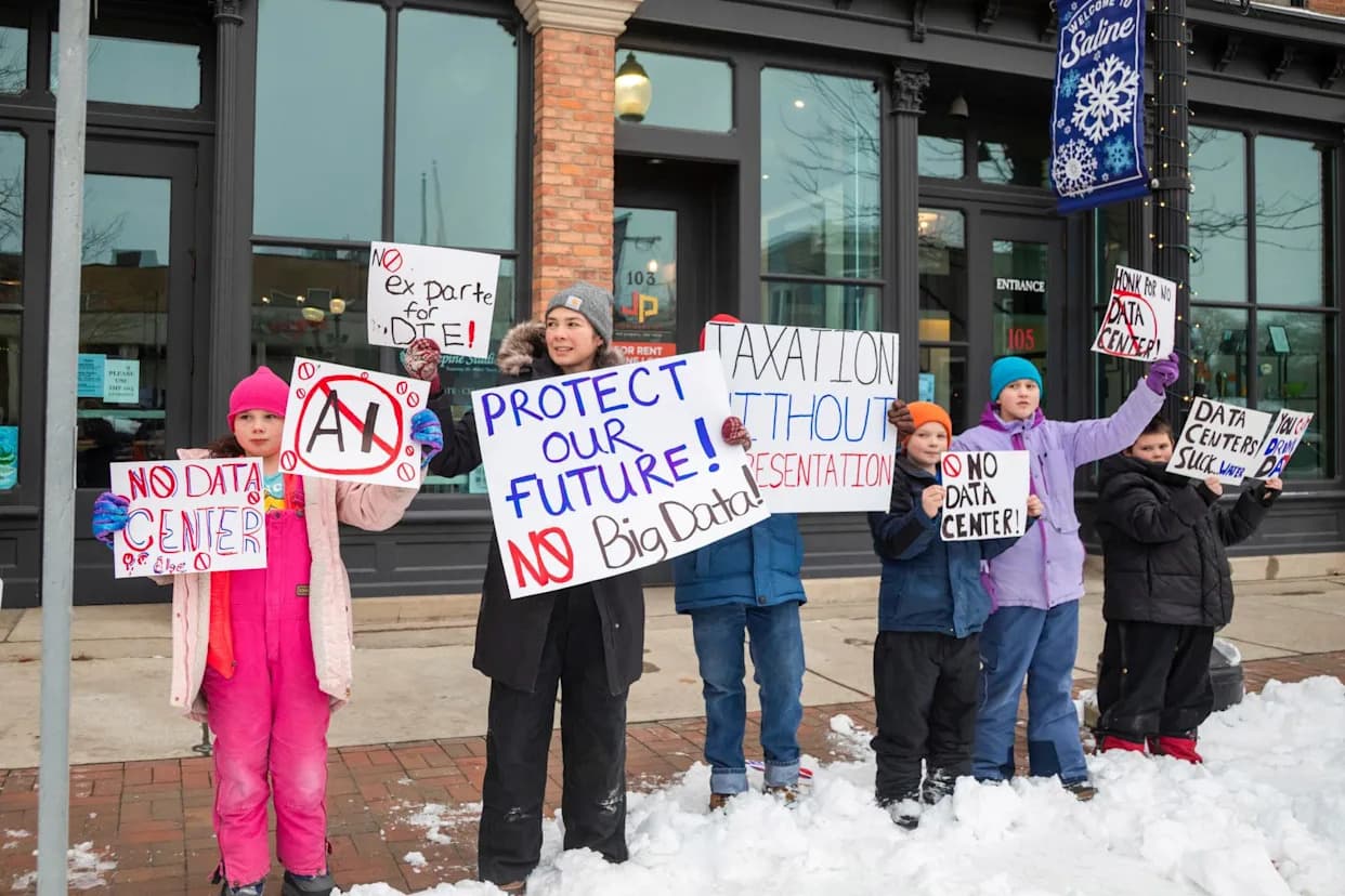 ‘A Perfect, Wild Storm’: Why Widely Loathed Datacenters Face Little National Political Pushback