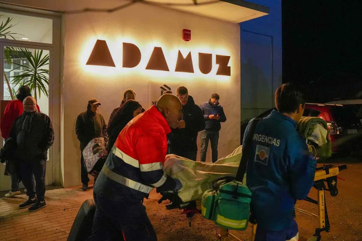 At Least 39 Dead After High-Speed Train Collision Near Adamuz: Survivors Describe Terrifying Rescue Scenes