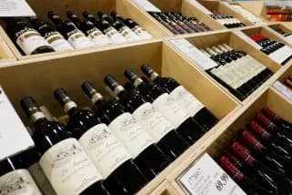 Trump Threatens 200% Tariff On French Wine — Undermines His 'Emergency' Trade Case