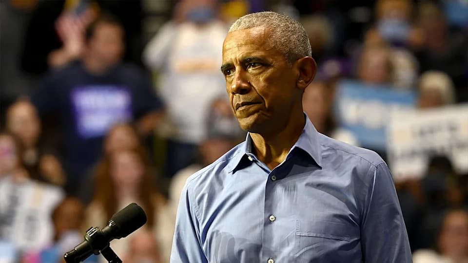 Barack and Michelle Obama Condemn ICE Tactics After Minneapolis Shooting, Call for Accountability