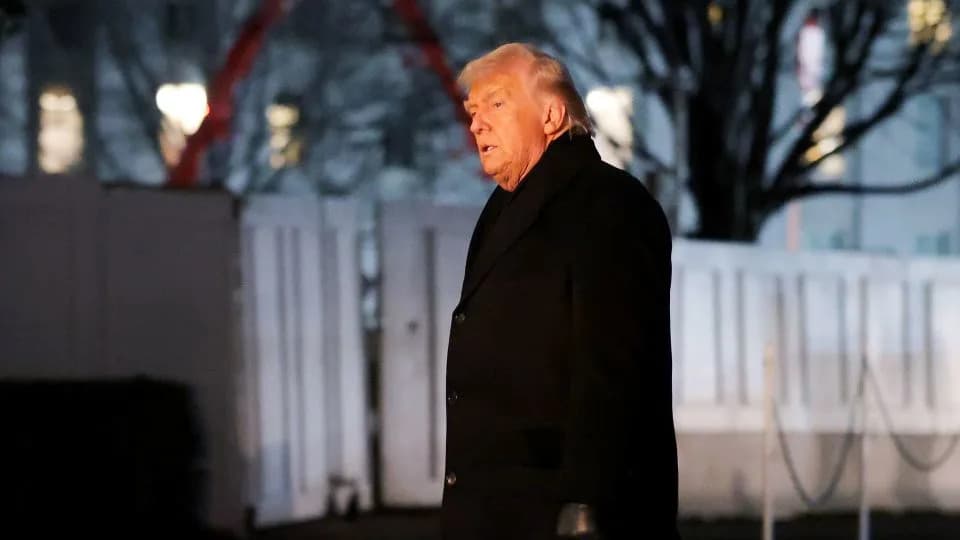 Trump Administration Intensifies Immigration Enforcement Amid Backlash Over Minneapolis Shooting