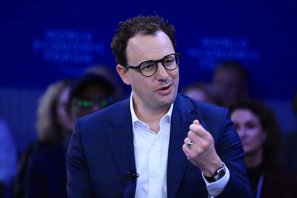 ‘Country of Geniuses’: Anthropic CEO Warns AI Clusters Could Rival 50 Million Nobel Laureates