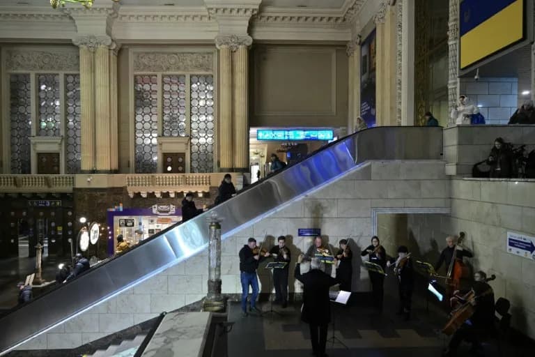 Kyiv Orchestra Plays Station Concert Between Air‑Raid Alerts to 'Warm Souls'