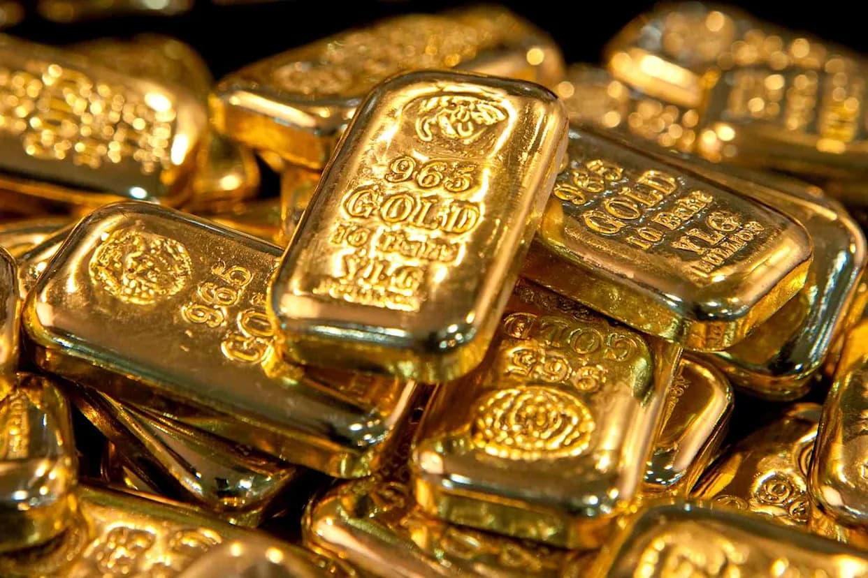 Anonymous Donor Gifts ¥560 Million in Gold to Osaka for Urgent Water‑Pipe Repairs