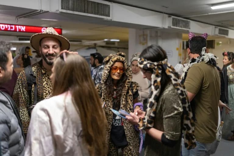 Purim Underground: Tel Aviv Revellers Celebrate in Mall Air-Raid Shelters as Tensions With Iran Escalate