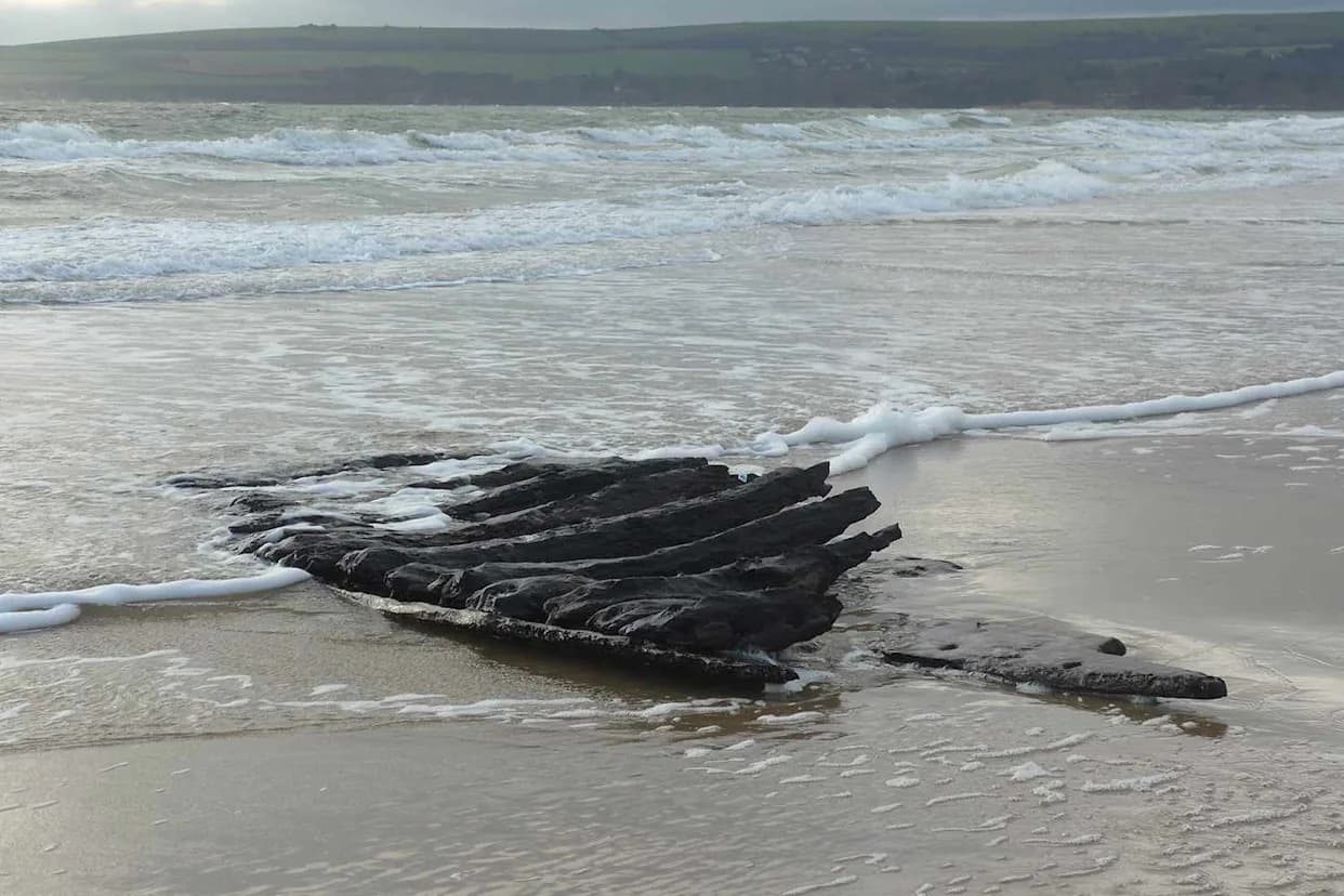 Missing 17th-Century Dutch Ship Hull, Likely The Fame, Washes Ashore After Winter Storm