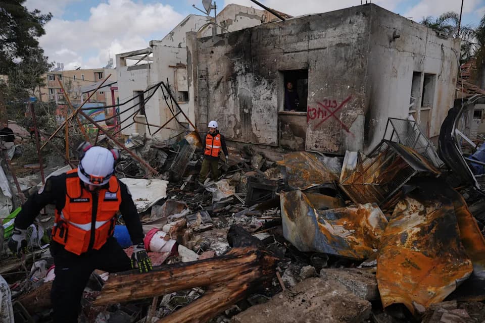 Frontline Photos: Middle East Conflict Enters Fourth Week — Visual Report from the Ground