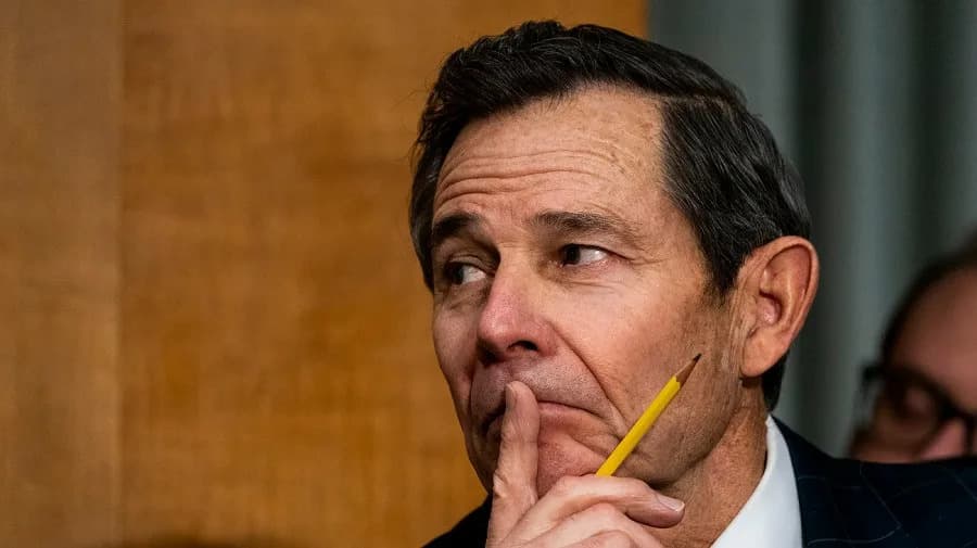 Sen. John Curtis: U.S.-Israeli Operations In Iran Must End After 60 Days Without Congressional Approval