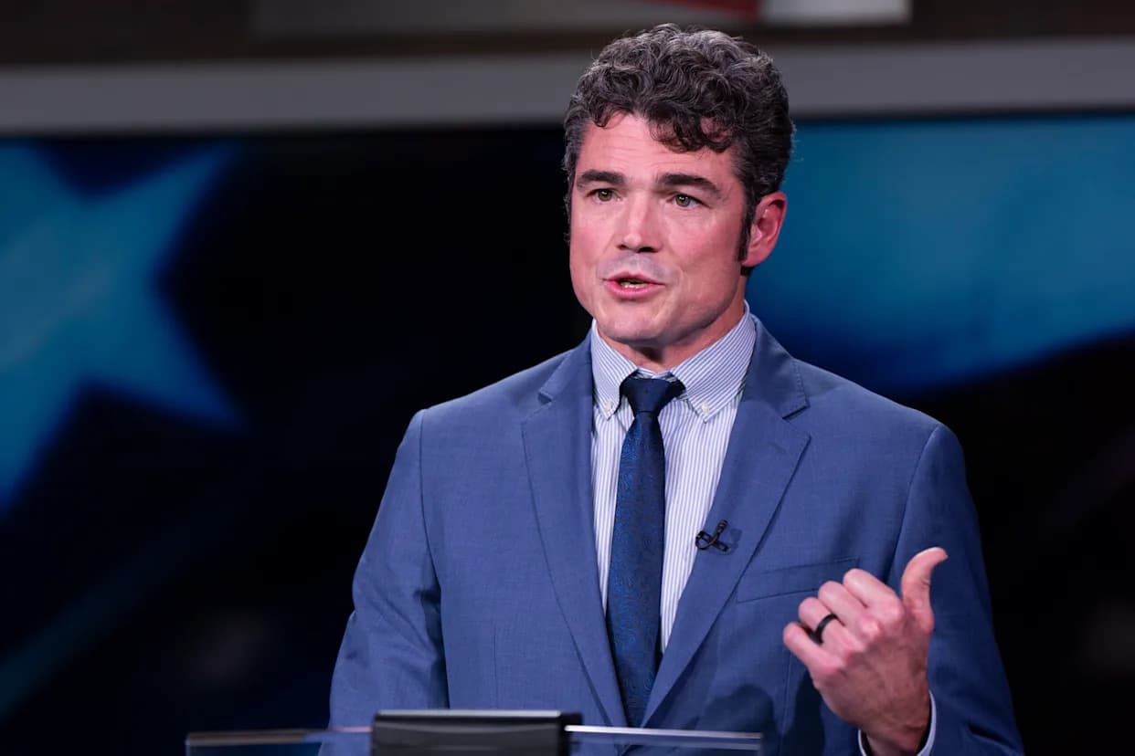 Joe Kent Amplified Iranian State-Linked Claim That U.S. Tried To Kill Downed Airman — Hours Before Dramatic Rescue