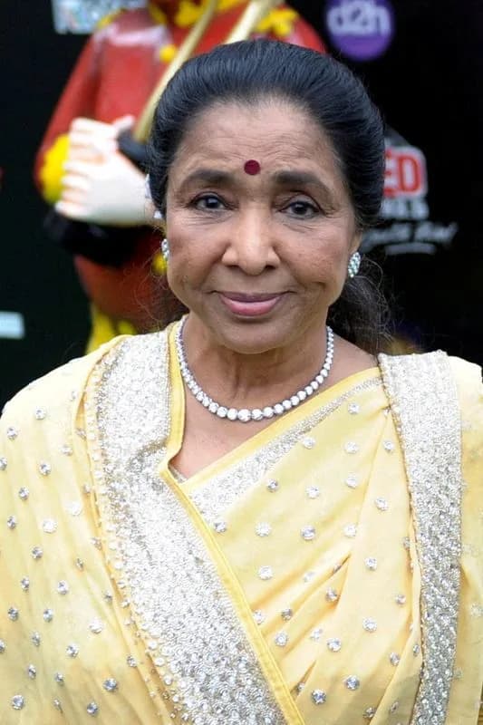 Asha Bhosle, Iconic Indian Playback Singer, Dies at 92 — End of an Extraordinary Musical Era