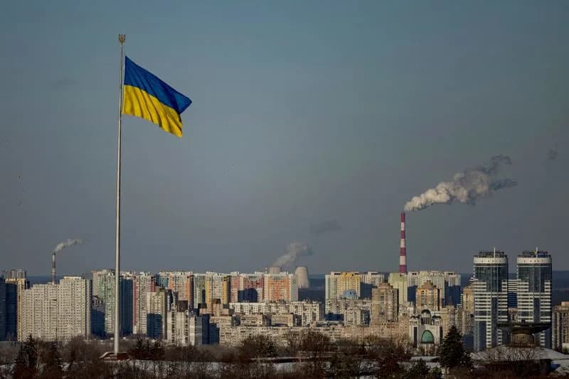 Exclusive: Russia-Linked Hackers Breached 170+ Ukrainian Prosecutors’ Email Accounts — 284 Inboxes Exposed