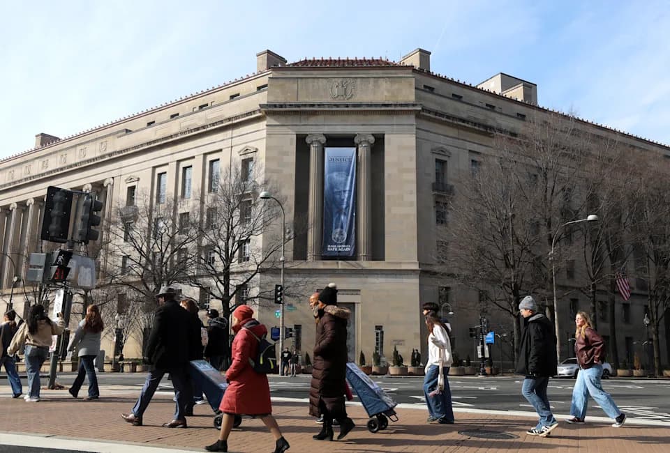 FBI and DOJ Race To Rebuild After Mass Departures, Relaxing Some Hiring Steps