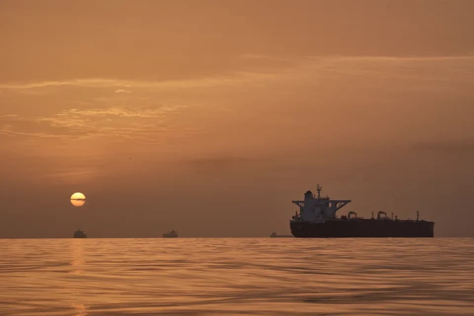 U.S. Minehunters Search the Strait of Hormuz as Officials Seek to Reopen Vital Oil Route