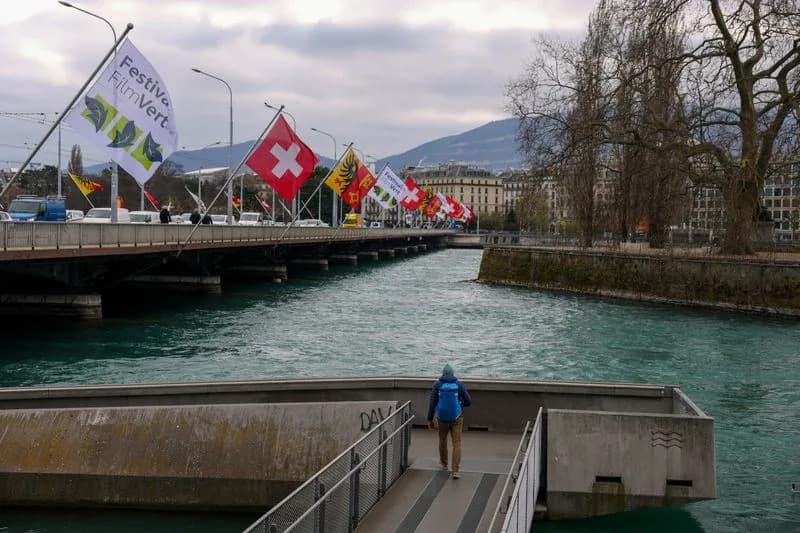 Narrow Majority of Swiss Back June Referendum to Cap Population at 10 Million, Poll Finds