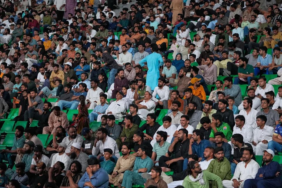Hyderabad Kingsmen Down Multan, Advance In PSL As Fans Return To Stadiums
