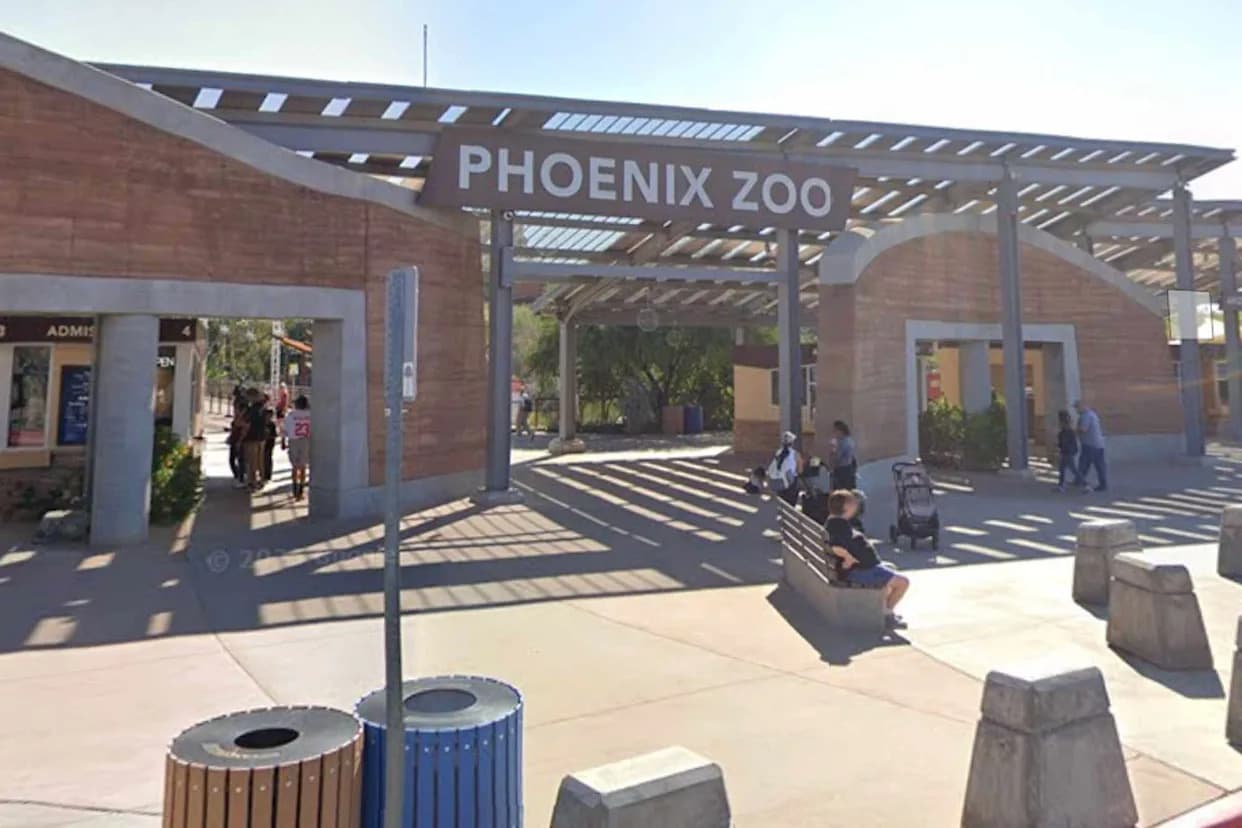 Bomb Threats Prompt Evacuations at Three Major U.S. Zoos; No Explosives Found